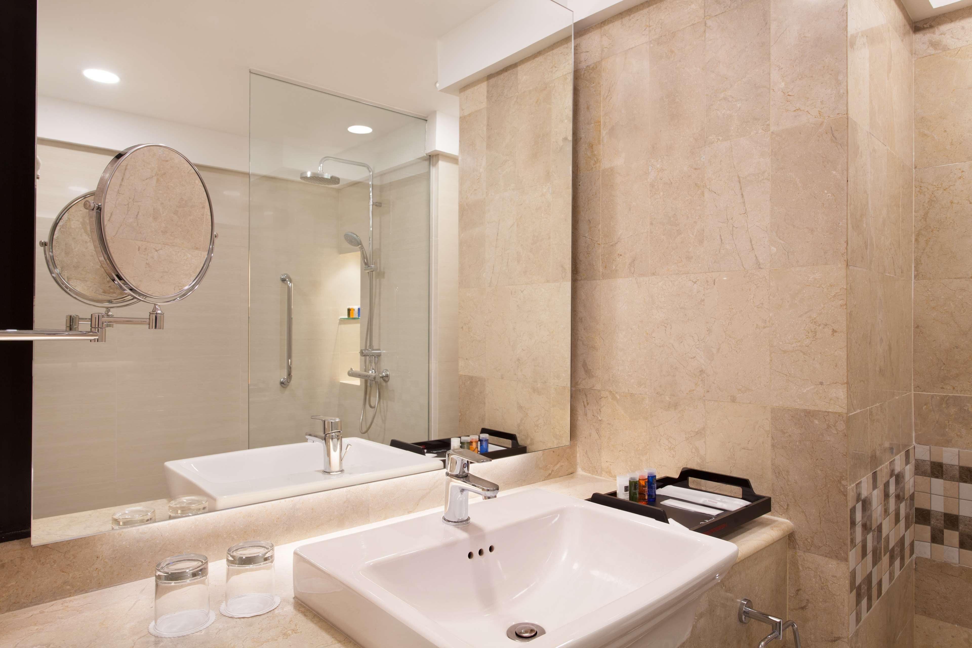 Radisson Medan Hotell Rum bild