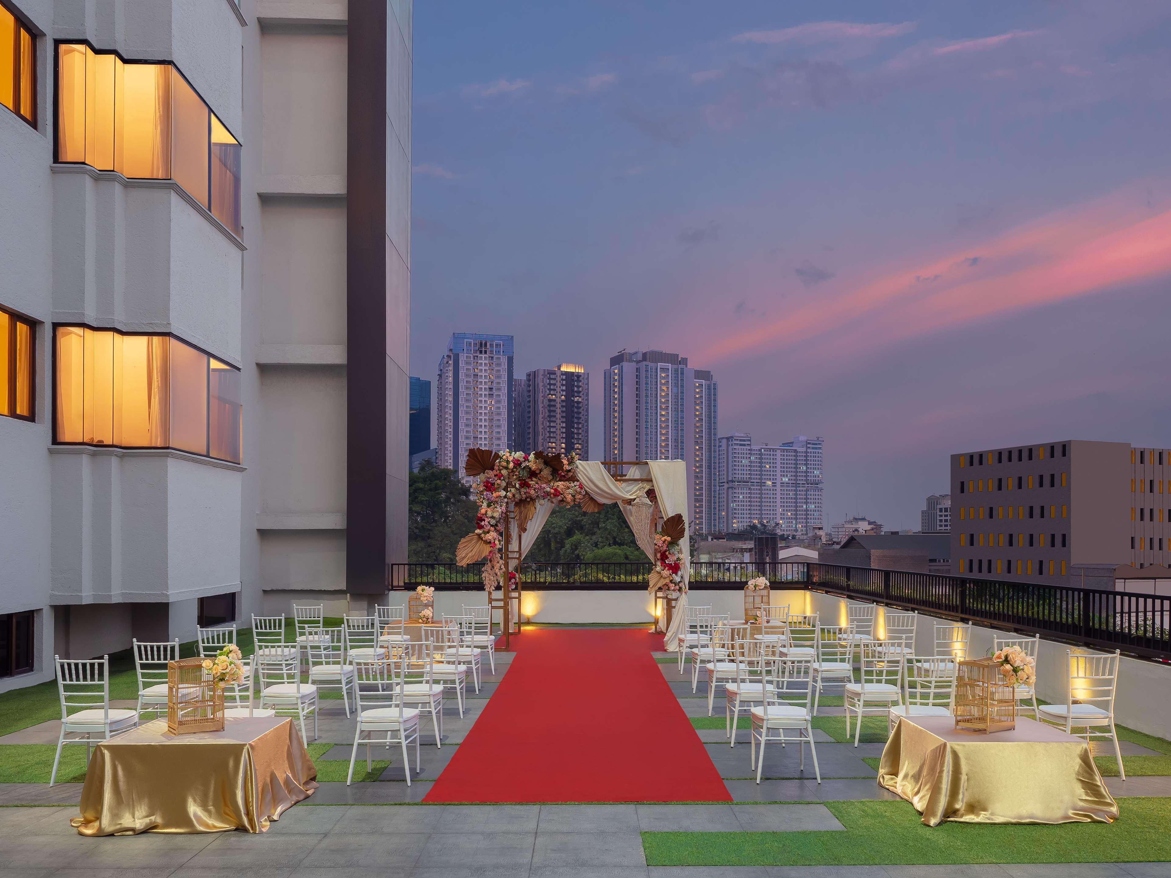 Radisson Medan Hotell Exteriör bild