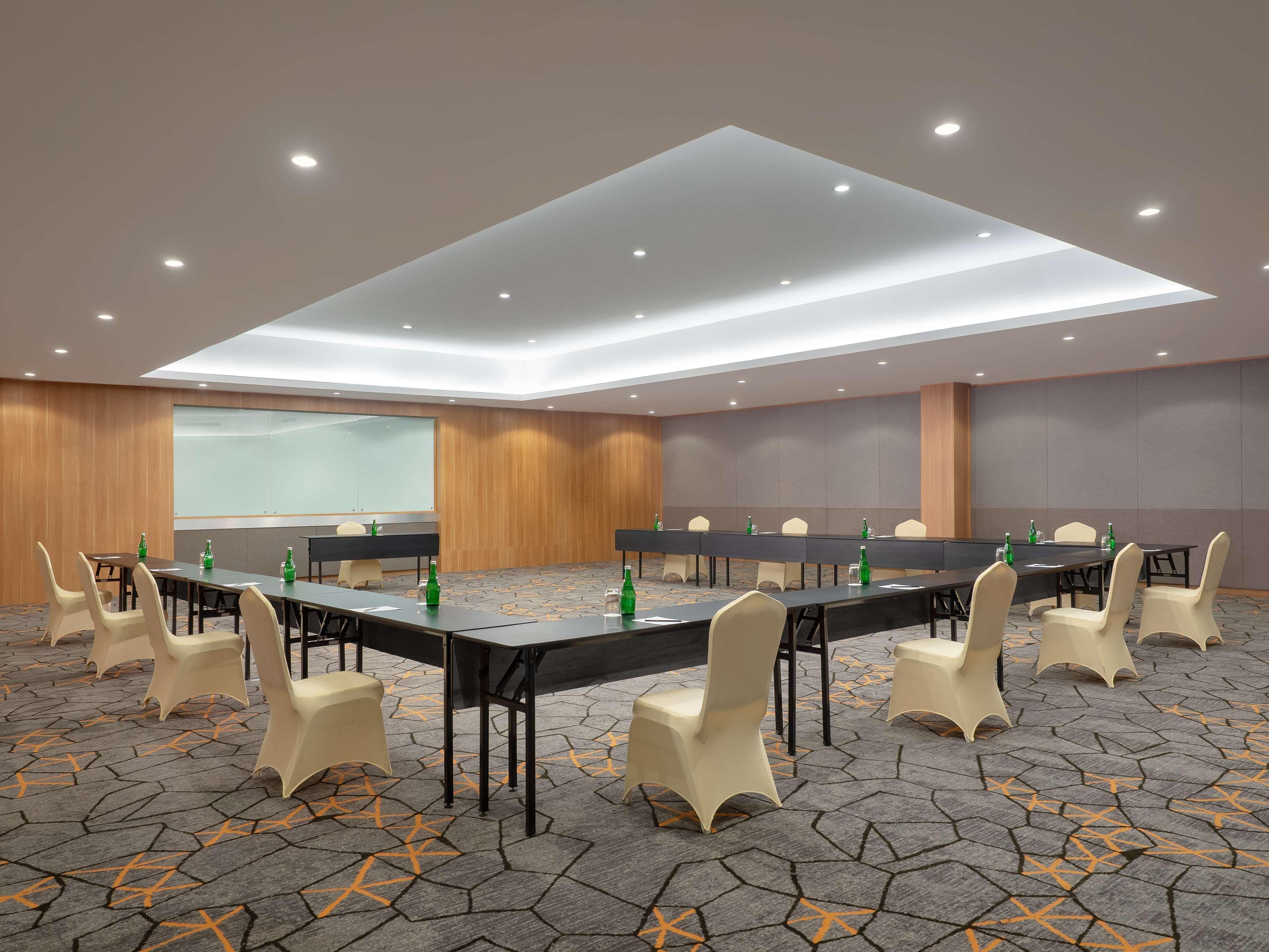 Radisson Medan Hotell Exteriör bild